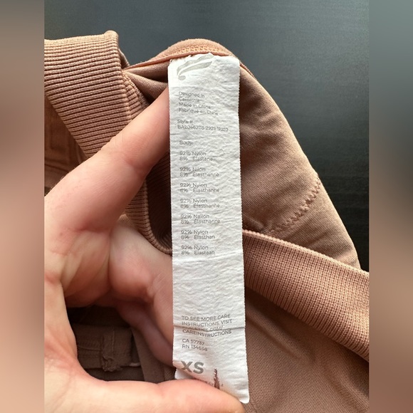 Fabletics Tan Driftscape Adele Corsetry Seamless Sports Bra size XS EUC - Picture 8 of 9